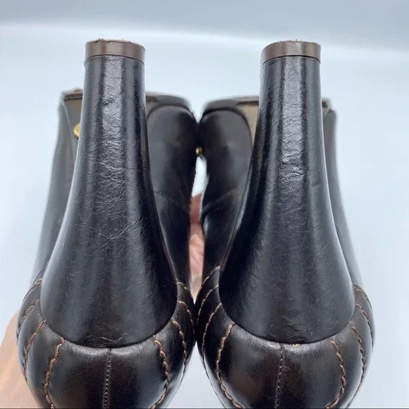 Chloe Brown Leather Round Toe Pumps Heels - Picture 13 of 14